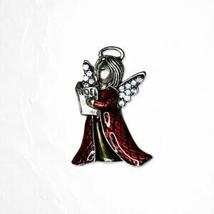 6004gc. Christmas Brooch Red Angel